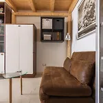 Charming nest in Porta Nuova district